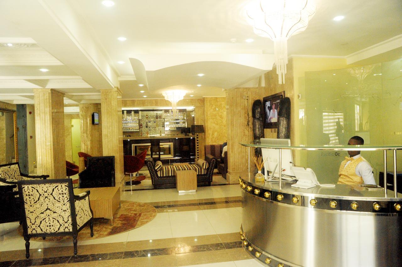 H210 Hotel Aliayabiagba Exterior photo